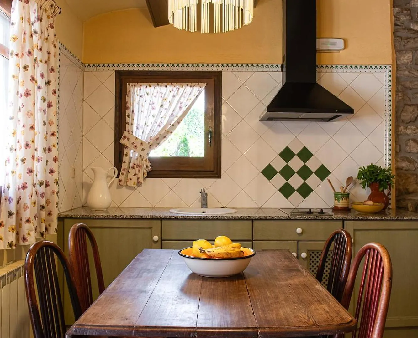 Cal Carulla Guest House L'Astor 0*,