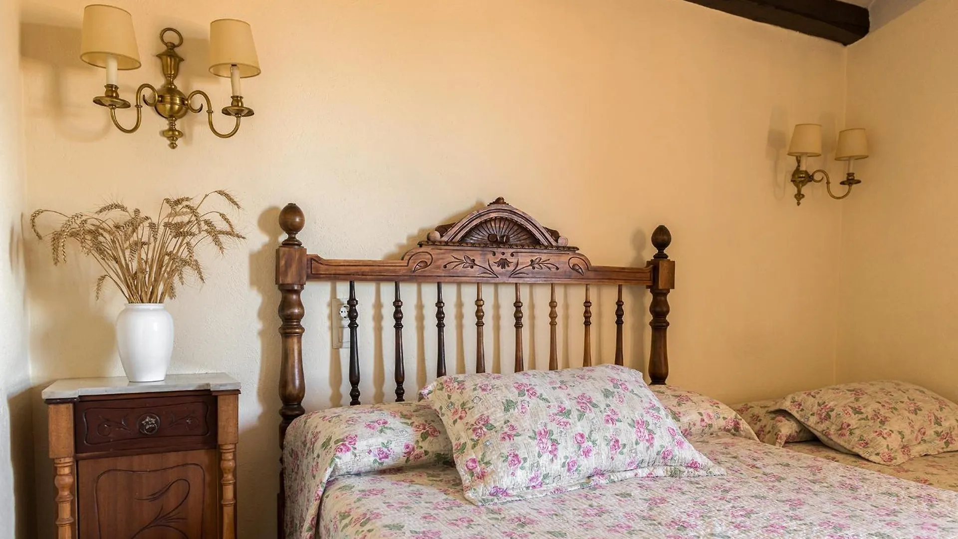 Cal Carulla Guest House L'Astor