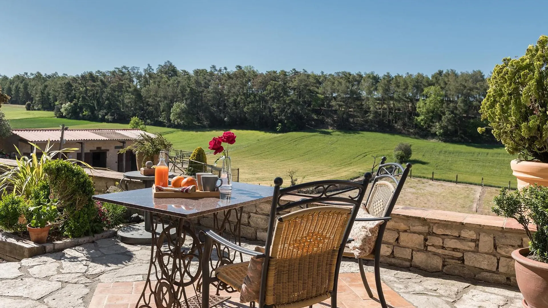 Cal Carulla Guest House L'Astor Spain