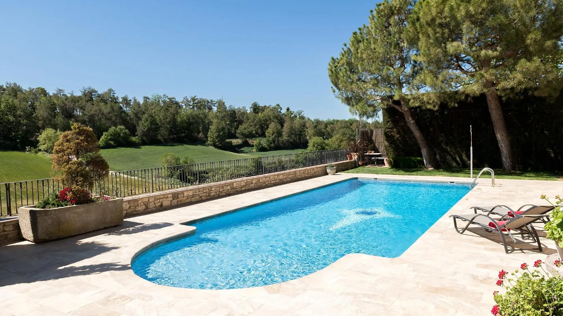 Country house Cal Carulla Guest House L'Astor