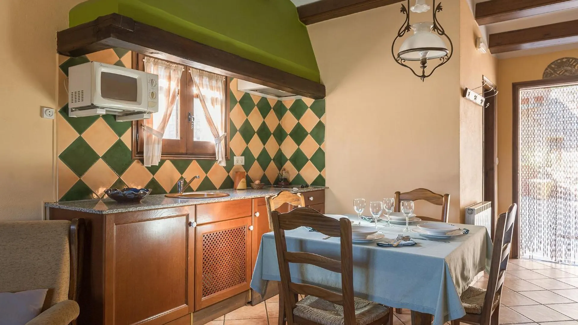 Country house Cal Carulla Guest House L'Astor Spain